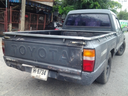 1989 TOYOTA, HILUX LN 51 2.5 โฉม X-TRA CAB