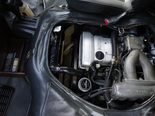 รถตู้  Toyota  hiace  เครื่องดี  1 jz  แก็ส lpg  ขับดี ประหยัด  กระจกไฟฟ้า