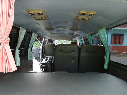 รถตู้  Toyota  hiace  เครื่องดี  1 jz  แก็ส lpg  ขับดี ประหยัด  กระจกไฟฟ้า