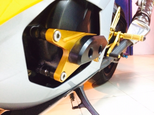 ขายgsxr-1000 ปี2007 แต่งเยอะ ยางrosso2ใหม่ๆ เอกสารสรรพสามิต ใช้น้อย