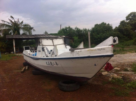 ขายเรือยามาฮ่า 23 ฟุต เครื่องยามาฮ่า 90 แรง 100,000 บาท ลดราคาก่อนระเบิดอะไหล่