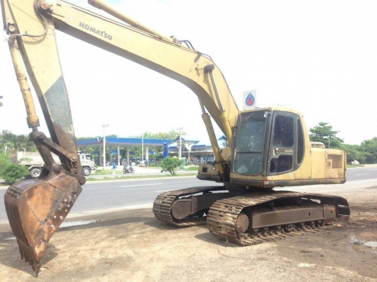 ***ขายแล้วครับขอบคุณ Truck2hand ขายแบ็คโฮ Original in japan KOMATSU PC200-6 S.N.84xxx สเป็คญี่ปุ่ณ เครื่องเดิมปั้มเดิม ไฟฟ้าตัด เครื่องKOMATSU S6D102E-130HP 6สูบ เครื่องดีแรงดี แห้งไม่เยิ้ม แน่น ปั้มดีแรง ทำงานดี ไม่โหลด เอวแน่นดี ไม่แตกไม่ร้าว บูมอาร์มสว
