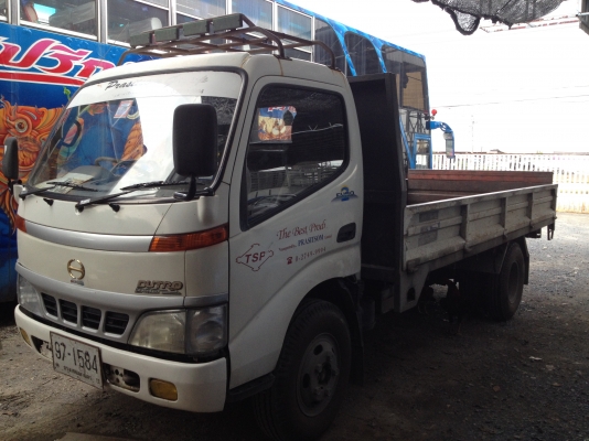 ขายรถบรรทุก 6 ล้อ HINO DRUTRO  กระบะเหล็ก ยาว 4.3 เมตร สนใจติดต่อ 080-4477814 พีรพงษ์