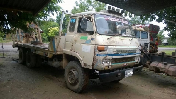 ***ขายแล้วครับขอบคุณ Truck2hand ขาย10ล้อ2เพลาหางปลา/เทเลอร์ ขึ้นรถเกี่ยว ราคาเบาๆ NISSAN UD CW30 เครื่อง NISSAN PD6-T 260แรง 6สูบ ถอดโบออก เครื่องแห้ง แรงๆ แน่นๆ เกียร์เดิม ดีไม่หลุด ช่วงล่าง2เพลาเดิมใหญ่ๆ คัสซีสวยเดิมใหญ่ๆ ไม่ปะไม่ดาม หางสภาพดี มีหางพับไ