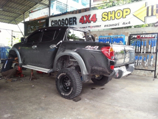 ชุดอัพเกรดช่วงล่าง TriTron by Shock Profender ชุดอัพเกรดช่วงล่าง TriTron by Shock Profender