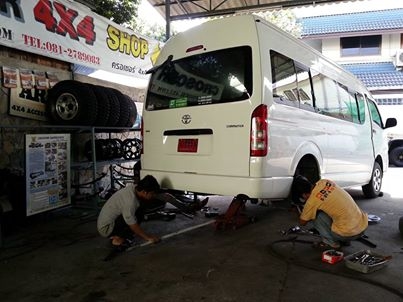 ชุดอัพเกรดช่วงล่างรถตู้ Toyota by Shock Profender
