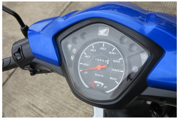 Honda wave 110i ระบบหัวฉีด ปี56 (ภาษี+พรบ ครบๆ) Honda wave 110i ระบบหัวฉีด ปี56 (ภาษี+พรบ ครบๆ)