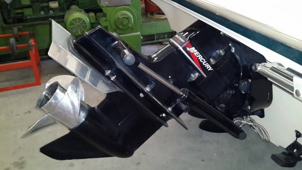 ขายเรือนอก MAXUM 1800s เครื่อง 4.3L 18ฟุต สวยๆแรงๆ 450,000.บาท เท่านั้น