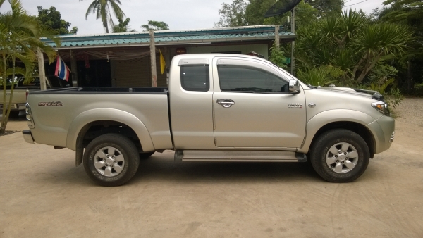 ขาย วีโก้ พรีรันเนอร์ เครื่อง 3000 ปี 07 รถสภาพเยี่ยมพร้อมใช้คับ