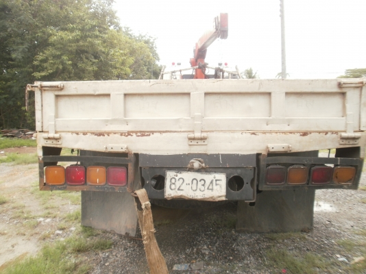 รถบรรทุกติดเครน