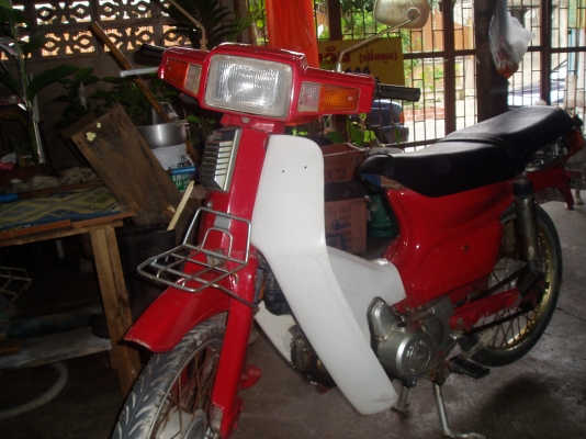 ขายฮอนด้าค้สตอม900สตาสมือใช้งานได้ปกติ5900บาท