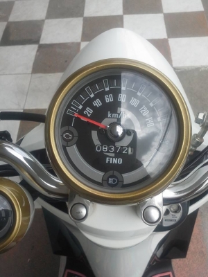 รถสวย ขับนิ่มดีมากๆ Yamaha Fino FI ปี 2556 ระบบหัวฉีดใหม่ล่าสุด รุ่น Premium