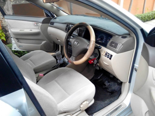 Toyota Corolla Altis 1.6 E ปี 2004 เกียร์ ธรรมดา สภาพสวย กุญแจ 2 ดอก มี Bookservice  ล๊อคเทค 3 ชั้น