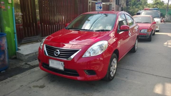 NISSAN Almera 2013 AT รถ 9 เดือน วิ่งหมื่นเดียว สภาพป้ายแดง ซื้อสดลดได้เยอะ