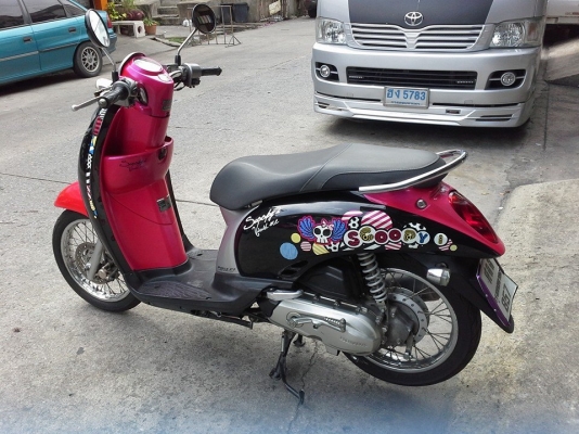 Scoopy i ปี 54  สีชมพู ขาว หลุดจำนำ เอกสารจำนำครบ ต่อภาษี พรบ.ได้ปกติ รถสวย