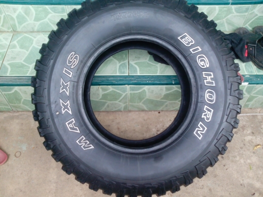 ขายยาง MAXXIS mud ขนาด 265/75/16  สวยๆเลยครับ