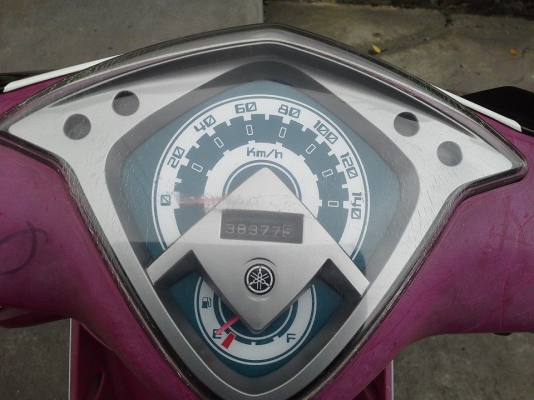 Mio ไฟตาคู่ ปี 52 สีแดง ดำ ขาว   เครื่องเดิมๆ  มีเล่มเอกสารครบ ไม่มีควัน ไม่หลวม