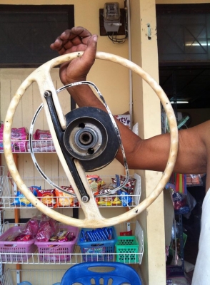 พวงมาลััยเบ้นซ์ "งาขาว" คอเล็กพร้อมคอ