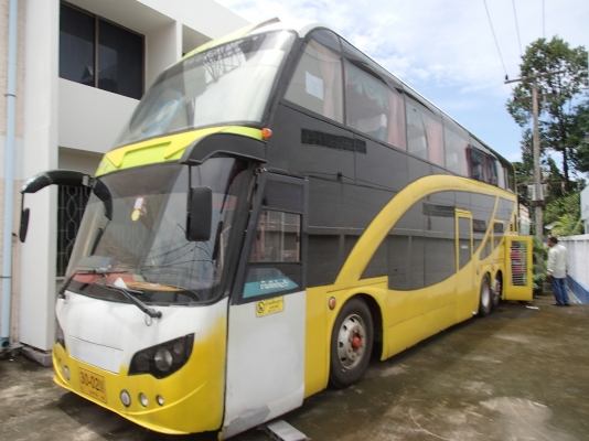 ขายบัส VIPสองชั้นแปดล้อเครื่อง HINO,K15, 360 แรง 8สูบเครื่องเสียงครบพร้อมโอนด่วน