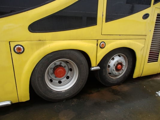 ขายบัส VIPสองชั้นแปดล้อเครื่อง HINO,K15, 360 แรง 8สูบเครื่องเสียงครบพร้อมโอนด่วน