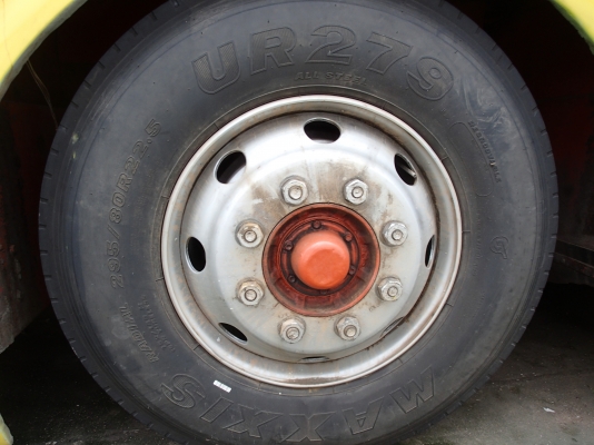 ขายบัส VIPสองชั้นแปดล้อเครื่อง HINO,K15, 360 แรง 8สูบเครื่องเสียงครบพร้อมโอนด่วน