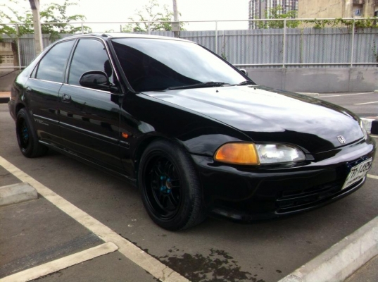 ขาย 4 dr เครื่อง b16 หัวฉีดไม่เทค ติดแก็สlpg