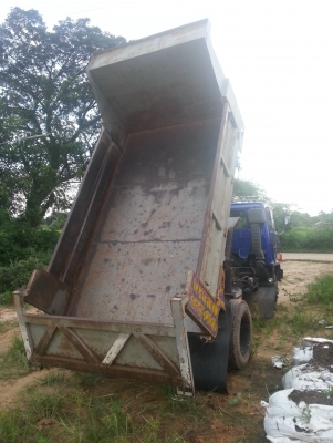 ขาย Isuzu Rock 6bg1 175 เกียร์Ho คลัตช์ลม เฟืองท้าย Rock ทิฟฟิี่ พาวเวอร์ แอร์เย็น ยาง825/20 กระบะดั้ม360 m.6 ตัน ยางหน้าใหม่