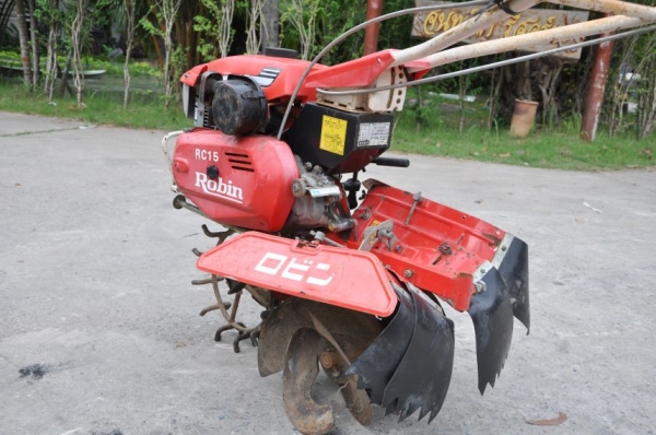 ขายรถไถ robin rc15 นำเข้าจากญี่ปุ่นยังไม่เคยใช้ในไทย คล่องตัว อเนคประสงค์ 16,500บาทเท่านั้น!!