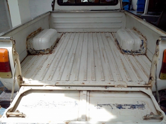 MAZDA, FAMILIA 1.3 ปี88 เกียร์ธรรมดา 4เกียร์