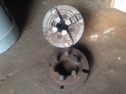 ขายหัวสี่จับแท่นกลึง ขนาด 8 นิ้ว สภาพปากสวยมาก พร้อมใช้งาน