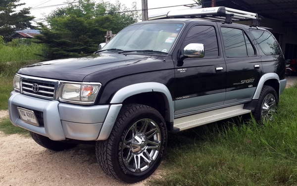 ขาย toyota hilux sport rider 3.0 4wd ปี 2000