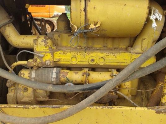 ขายรถแทรคเตอร์ CAT D4D เครื่อง 43V ตีนไก่ เกียร์ตัด สภาพเดิมๆตามรุ่น รถสวยพร้อมใช้งาน เอกสารสัญญาซื้อขาย