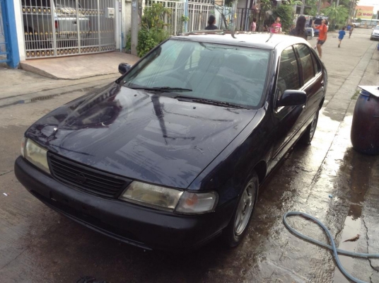 ขายครับ NISSAN SUNNY B 14 1.6 ตัว TOP แกส+น้ำมัน เครื่องแห้งดีมากควันไม่ไหล เกียรดี กระจกไฟฟ้า ช่วงล่างดี พวงมาลีัยพาวเวอร์ ระบบไฟครบๆ ภายในพอได้ สีพอได้ แอรหนาวๆ  รถวิ่งได้ปกติ 140 สบายๆ   ขายรถตัวเปล่าน่ะครับ ราคา 23000 ต้องการเล่มด้วยเพิ่ม 8000 สนใจ 08