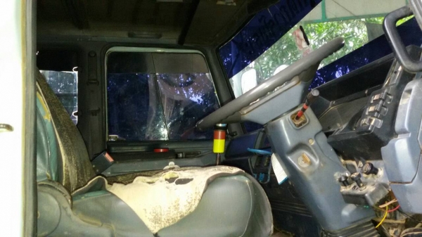 ขาย240 นางฟ้าหัวขาว 2คันเครื่องนางฟ้า240แรงงม้า คันละ ราคา 1,180,000บาท ขาย240 นางฟ้าหัวขาว 2คันเครื่องนางฟ้า240แรงงม้า คันละ ราคา 1,180,000บาท