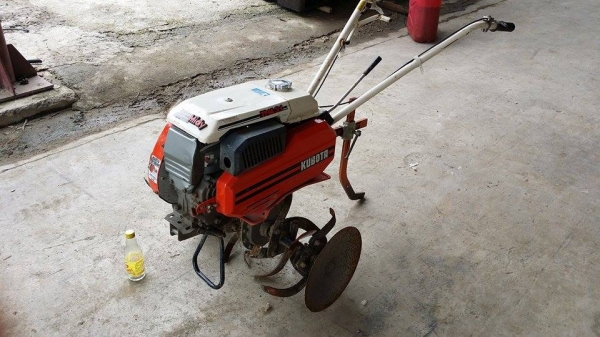 รถพรวนดินเดินตาม KUBOTA  เก่าญี่ปุ่น พร้อมชุดพรวนดิน สภาพดี รถพร้อมทำงาน