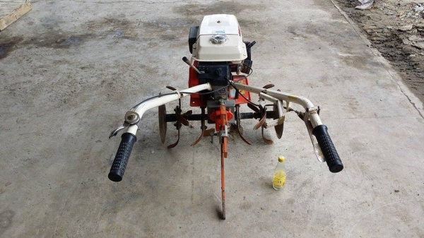 รถพรวนดินเดินตาม KUBOTA  เก่าญี่ปุ่น พร้อมชุดพรวนดิน สภาพดี รถพร้อมทำงาน