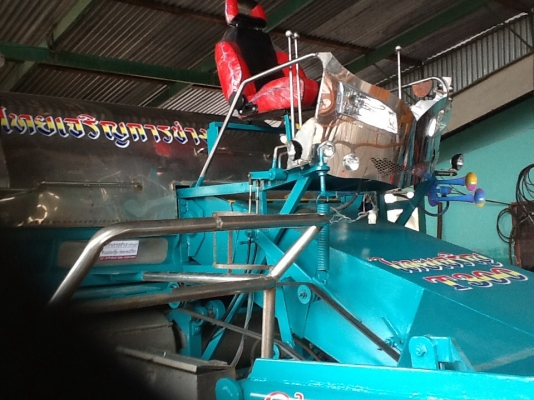 ซื้อขายแลกเปลี่ยนรถเกี่ยวข้าวมือสอง และซ่อม ช่วงล่าง ใหม่และเก่า สนใจติดต่อ ปรีชา การช่าง (ช่างอุ) โทร 0860025364