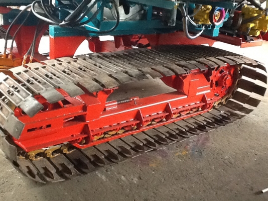 ซื้อขายแลกเปลี่ยนรถเกี่ยวข้าวมือสอง และซ่อม ช่วงล่าง ใหม่และเก่า สนใจติดต่อ ปรีชา การช่าง (ช่างอุ) โทร 0860025364