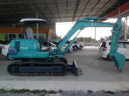ขายรถแบคโฮ KOMATSU รุ่นPC40-7 มือสองญี่ปุ่น ไม่เคยใช้งานในไทย