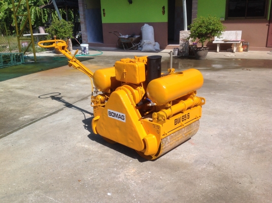 ขายรถแบคโฮ KOMATSU รุ่นPC40-7 มือสองญี่ปุ่น ไม่เคยใช้งานในไทย