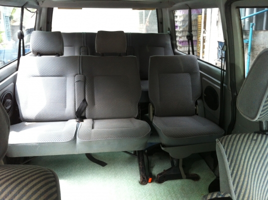 ขายโฟร์คตู้T4 สภาพโอเค ทะเบียนเต็ม พร้อมโอน แก๊ซ ออโต้