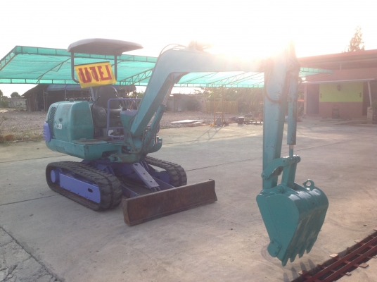 ขายรถแบคโฮ KOMATSU PC20-7E แทร็กยาง มือสองญี่ปุ่น