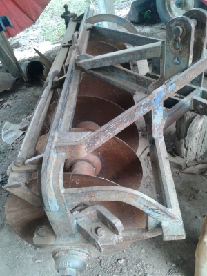 ขาย รถไถ  ฟอร์ด 7700  มีทะเบียน