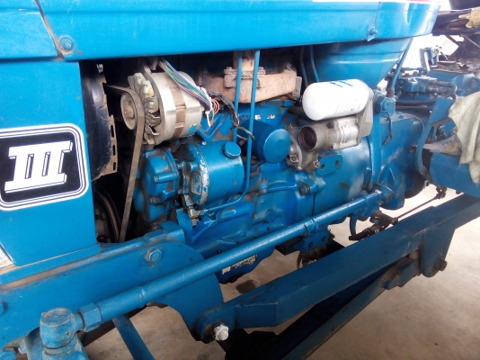 ขายรถไถฟอร์ด77เครื่อง3สูบเสื้อลายลดเหลือ250000สภาพพร้อมใช้งาน ขายรถไถฟอร์ด77เครื่อง3สูบเสื้อลายลดเหลือ250000สภาพพร้อมใช้งาน