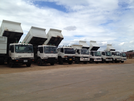 มีรถบรรทุกสภาพสวยหลายคันให้เลือกครับ มีทั้งดั้มพ์ดิน ดั้มพืเกษตร คตอกสูง หลายราคาหลายรุ่นให้เลือกครับ มีไฟแนนซ์รองรับ ทุกคัน รับประกัน เครื่อง เกียร์ แอร์ เฟืองท้าย ระบบไฟ 30 วัน ครับ สนใจติดต่อ