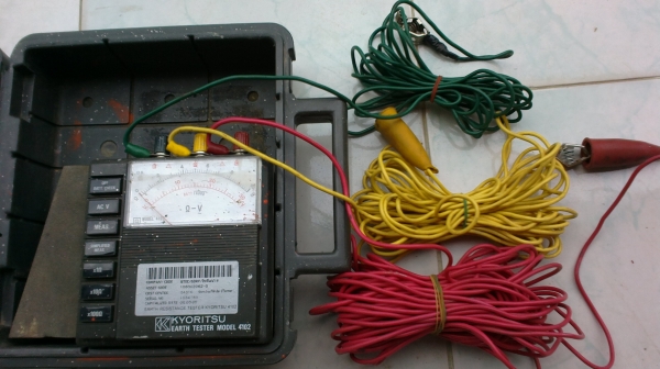 เครื่องตรวจสอบความต้านทานดิน