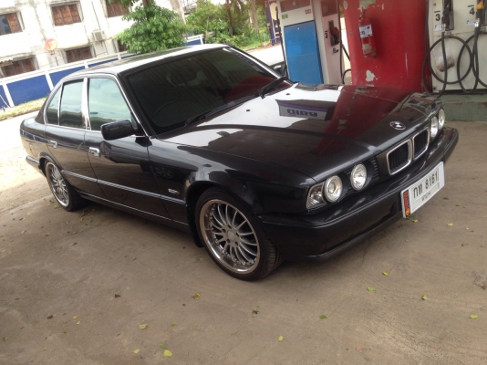 Bmw 525i ขาย250000
