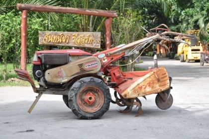 รถไถ yanmar YTA400S ดีเซล สตาร์ทไฟฟ้า นำเข้าจากญี่ปุ่นยังไม่เคยใช้ในไทย สภาพฟรุ้งฟริ้ง