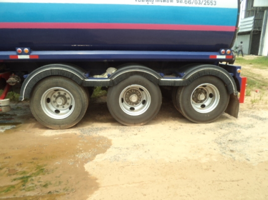 ขายรถบรรทุกน้ำมัน10ล้อหัวลาก+หาง ลดราคาขายดาวน์เหลือ 1.4 ล้านครับ