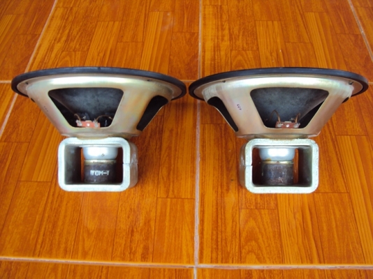 ขายดอกลำโพงโบราณ แม่เหล็กอะนิโก้ SHARP